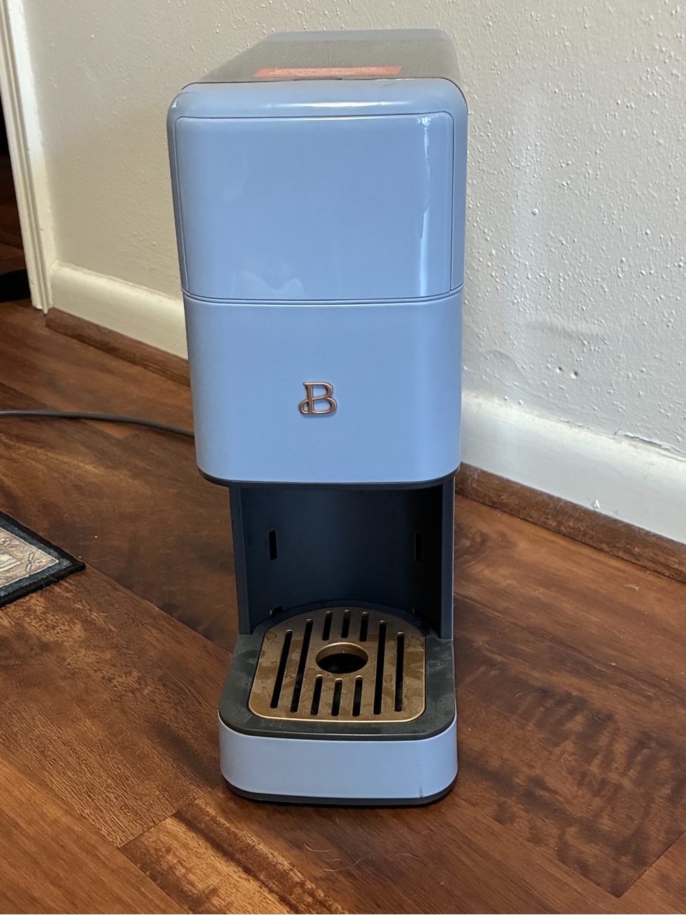 Beautiful Perfect Grind programmable coffee maker